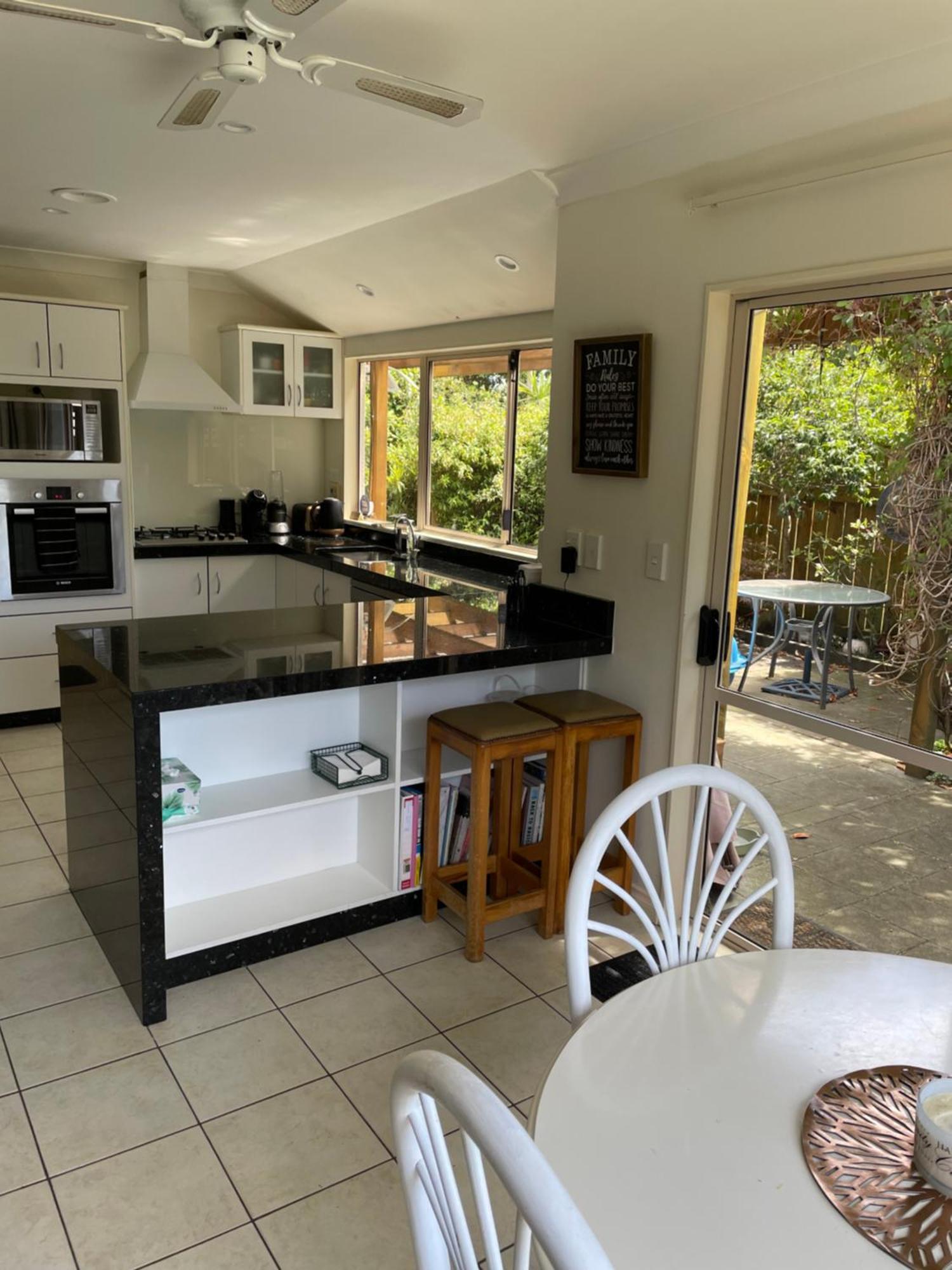 Spacious Home Paraparaumu Exterior foto